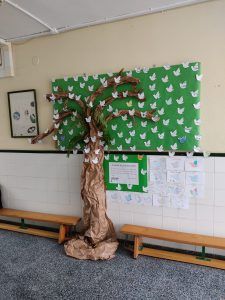 arbol-paz-mensajes-ies-alvar-nuñez-jerez
